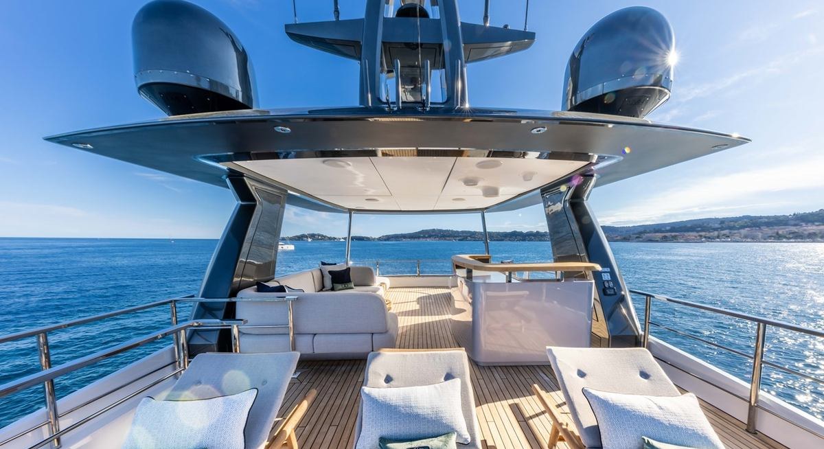 OCEAN ONE yacht charter 3