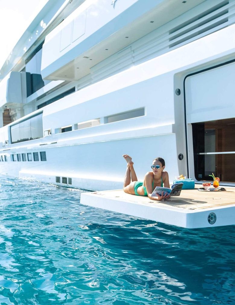 تأجير يخت OURANOS YACHT CHARTER