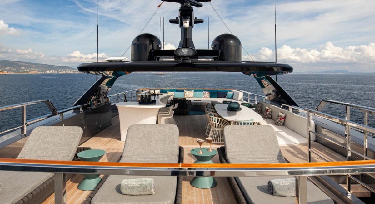 PACIFIC PEARL yacht charter 3