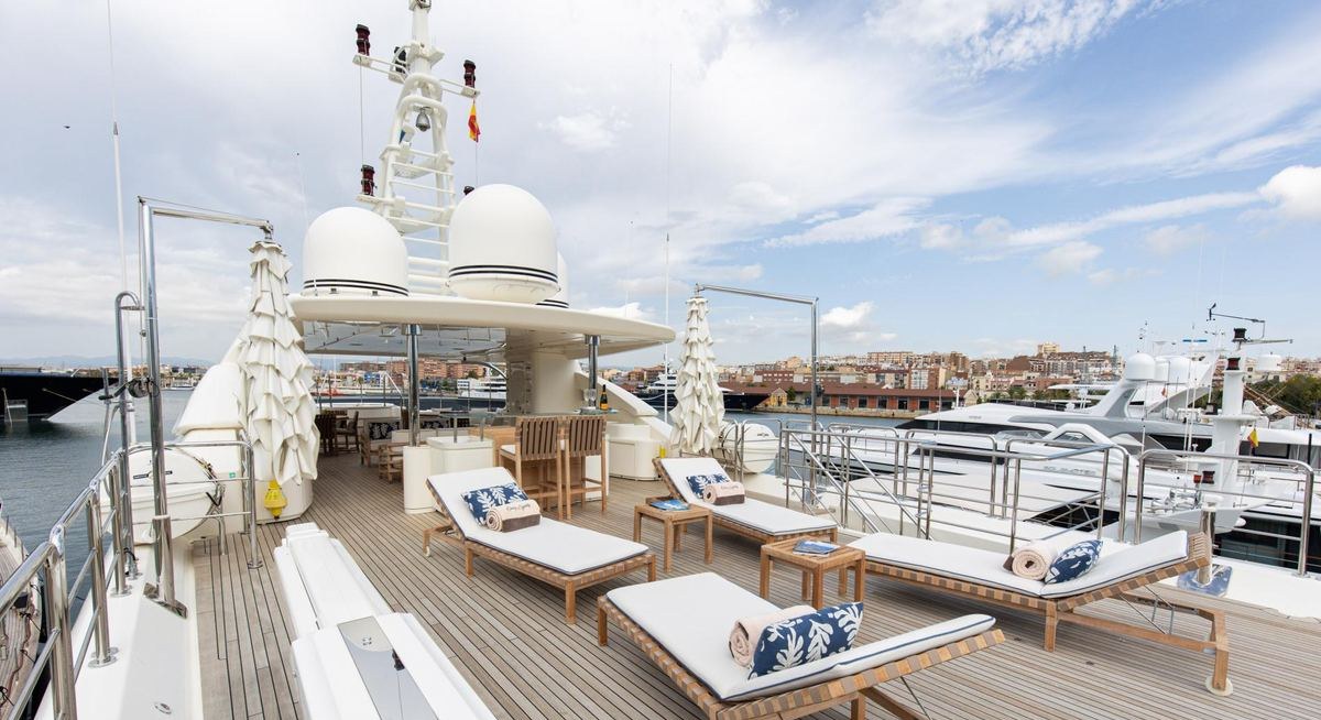 PALATIAL yacht charter 3