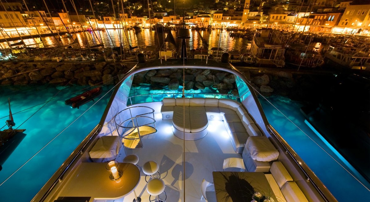 PANDION yacht charter 2