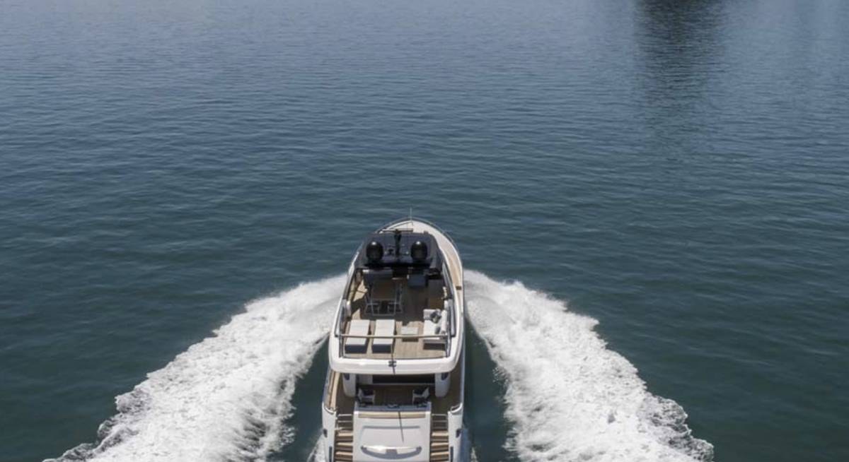 PAP'S TOY III yacht charter 5