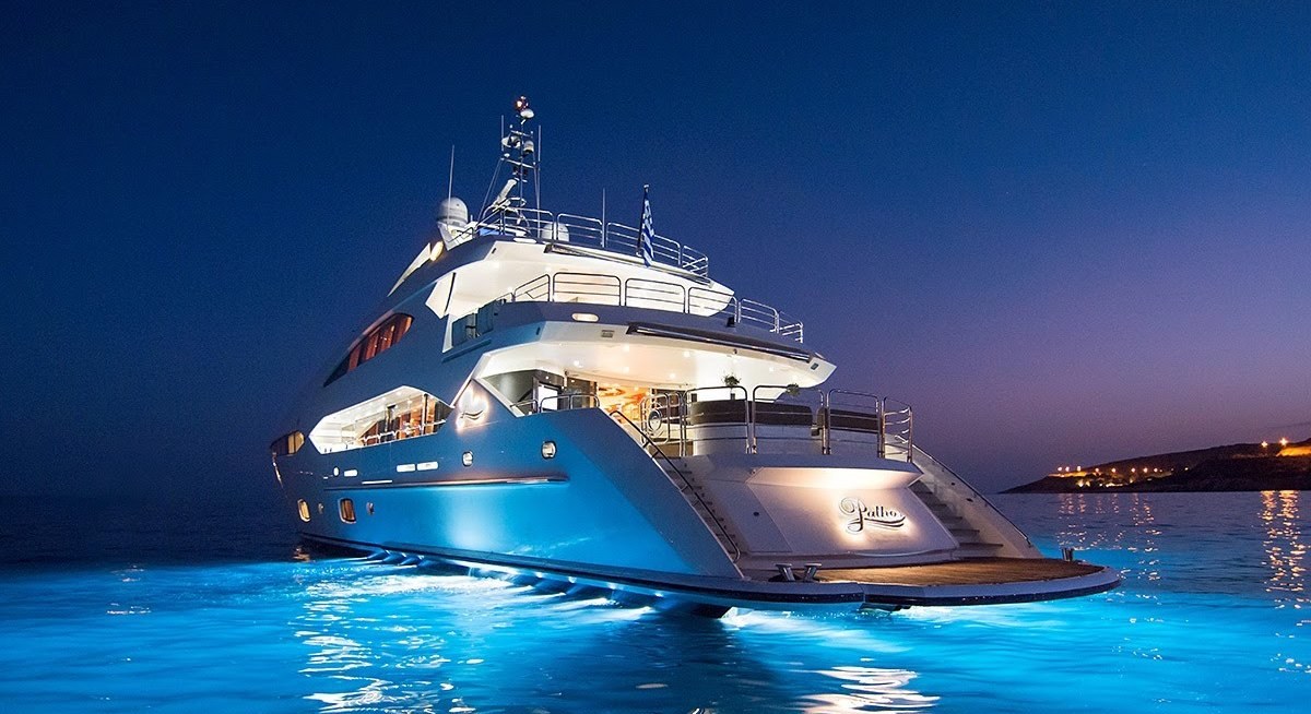 PATHOS yacht charter 5