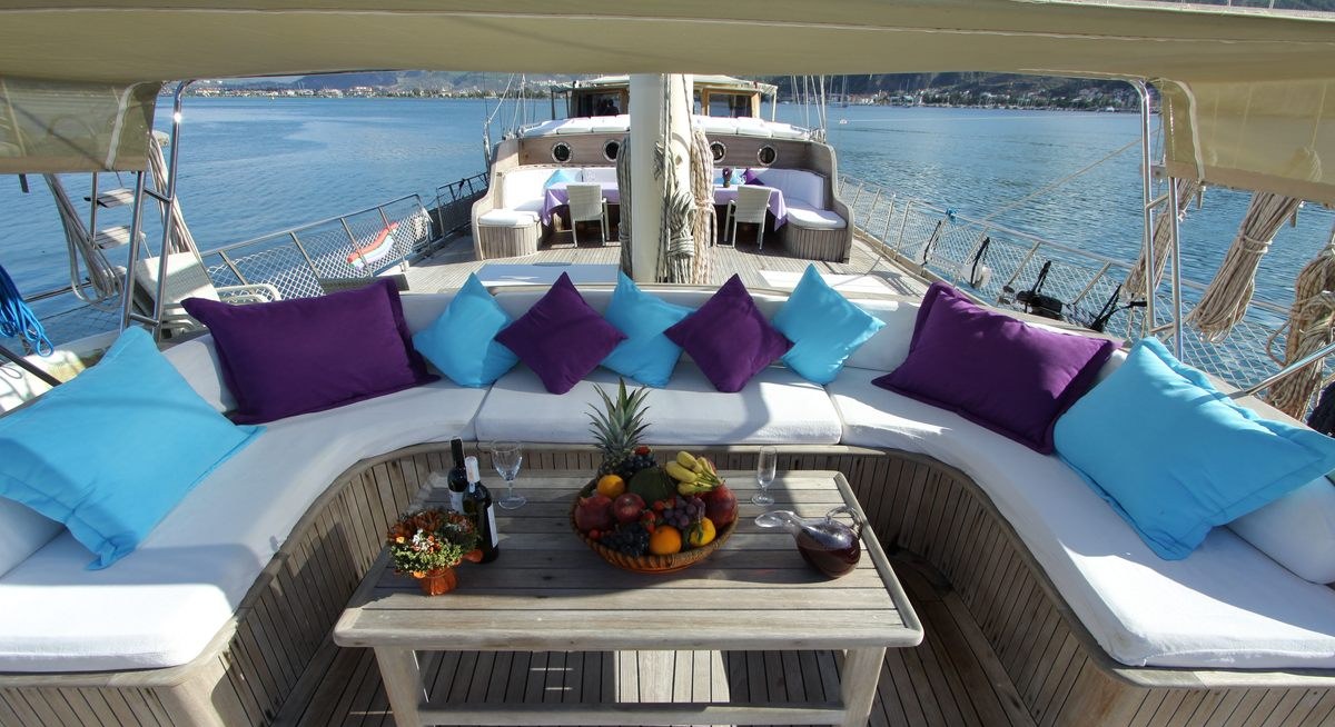 PRENSES LILA yacht charter 4