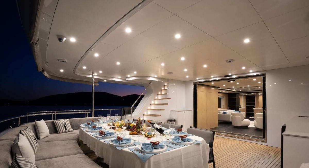 PRINCESS MELDA yacht charter 4