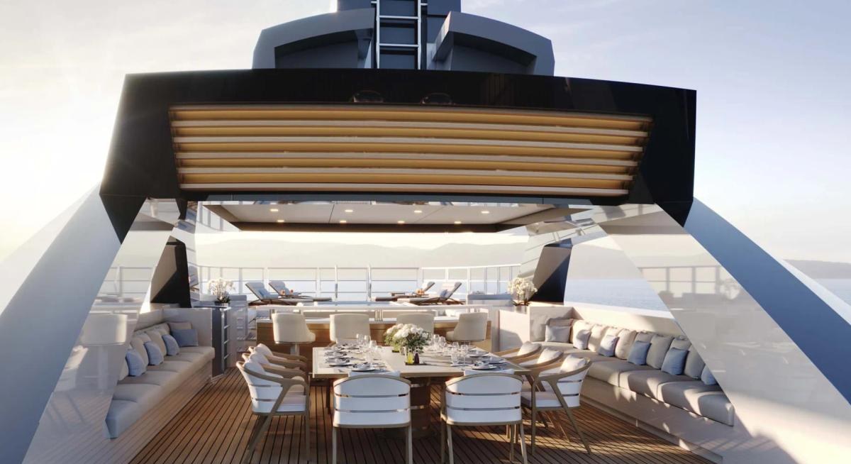 QU2 yacht charter 3