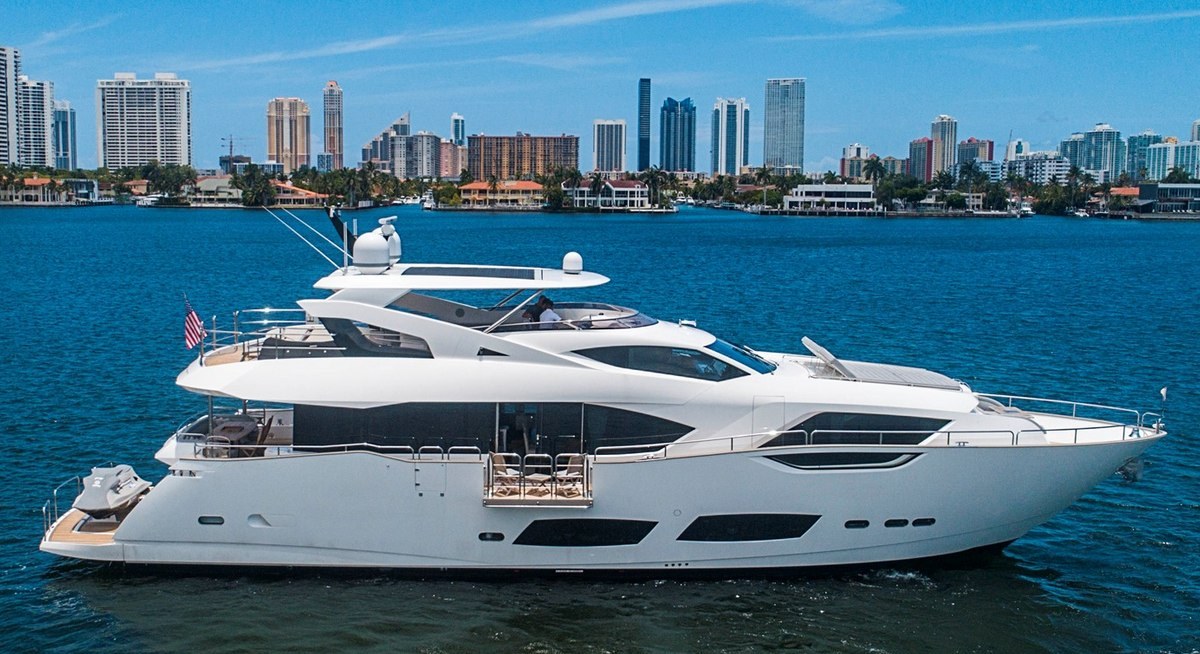 QUANTUM yacht charter 1