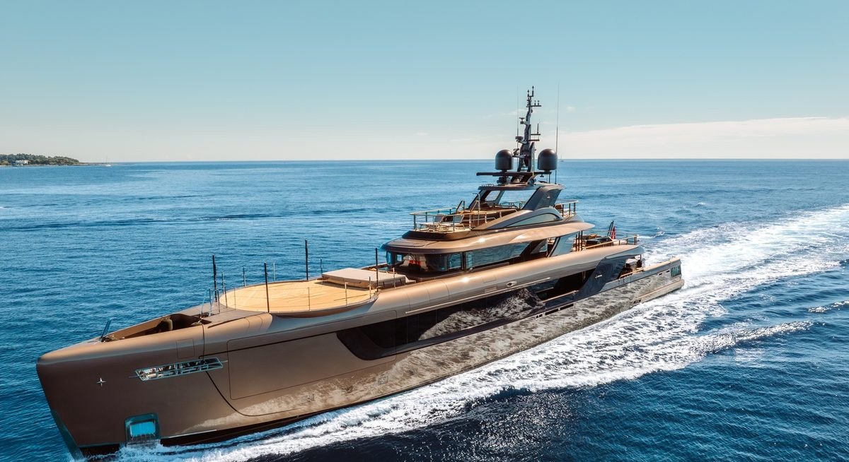 RAJA² yacht charter 1