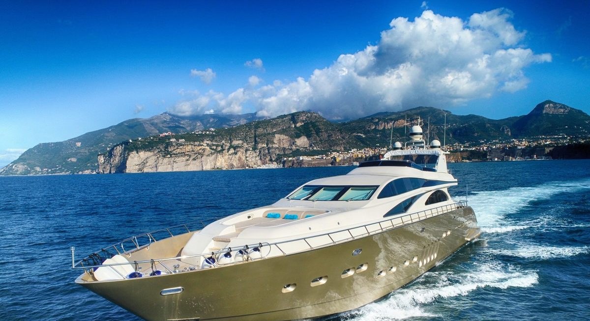 RAMSES II yacht charter 1