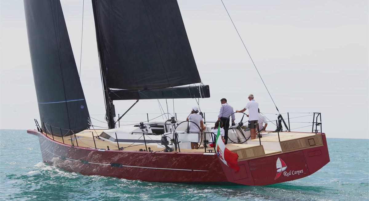 RED CARPET yacht charter 1