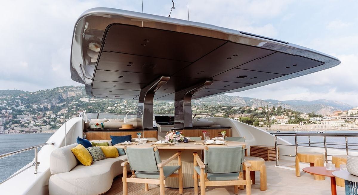 SAL yacht charter 2