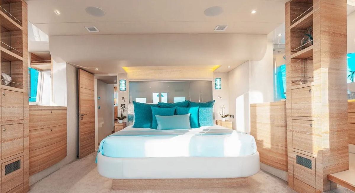SAMARA yacht charter 4