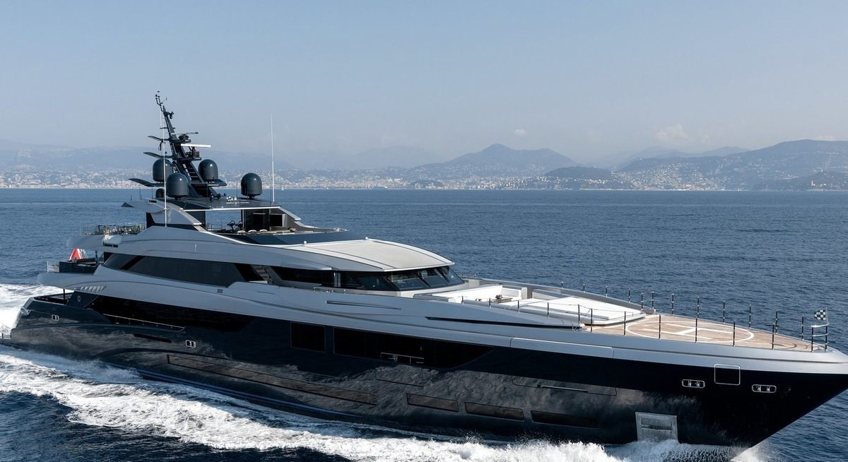 Yacht charter SARASTAR YACHT CHARTER