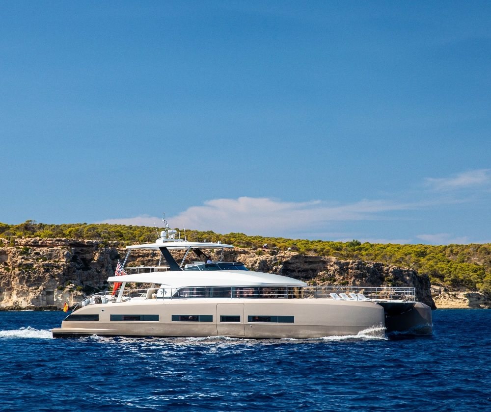 SÁSTA yacht charter 1