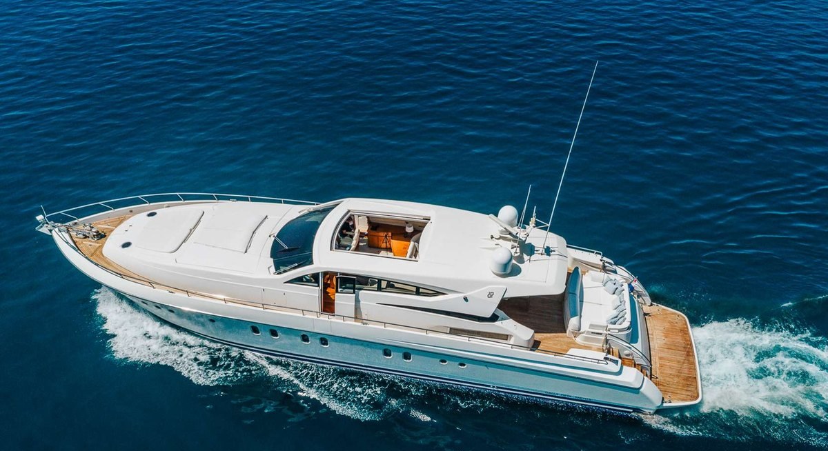 Yacht charter SEA LADY YACHT CHARTER