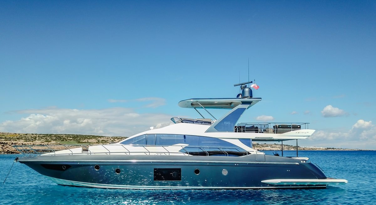 SEA YA yacht charter 1