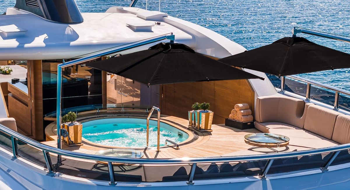 SEALION yacht charter 2