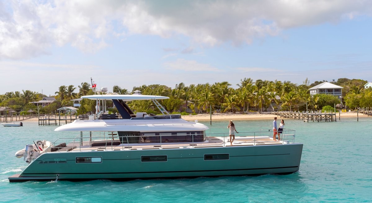 SEEK yacht charter 1
