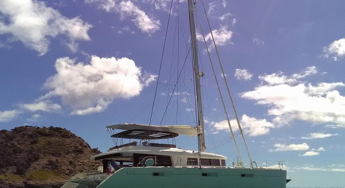 SELENE yacht charter 1
