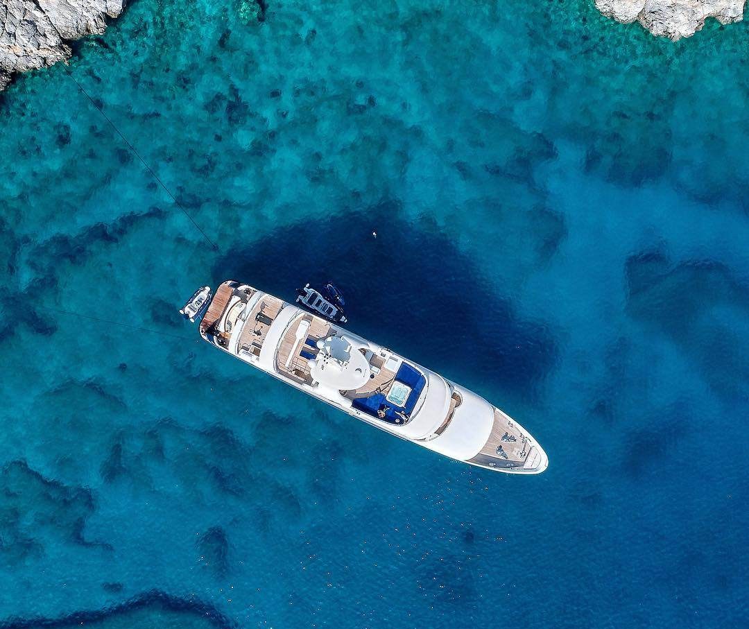 تأجير يخت SERENITY II YACHT CHARTER
