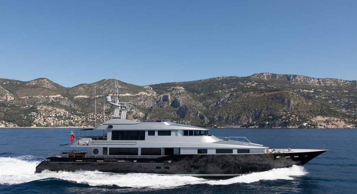 تأجير يخت SILVER DREAM YACHT CHARTER