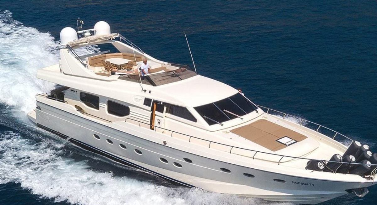 Yacht charter SILVIA YACHT CHARTER