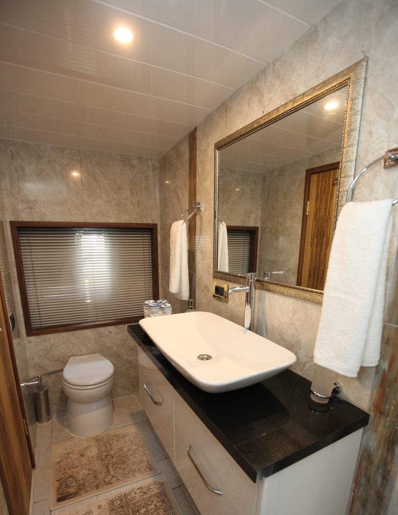 تأجير يخت SIMAY F YACHT CHARTER
