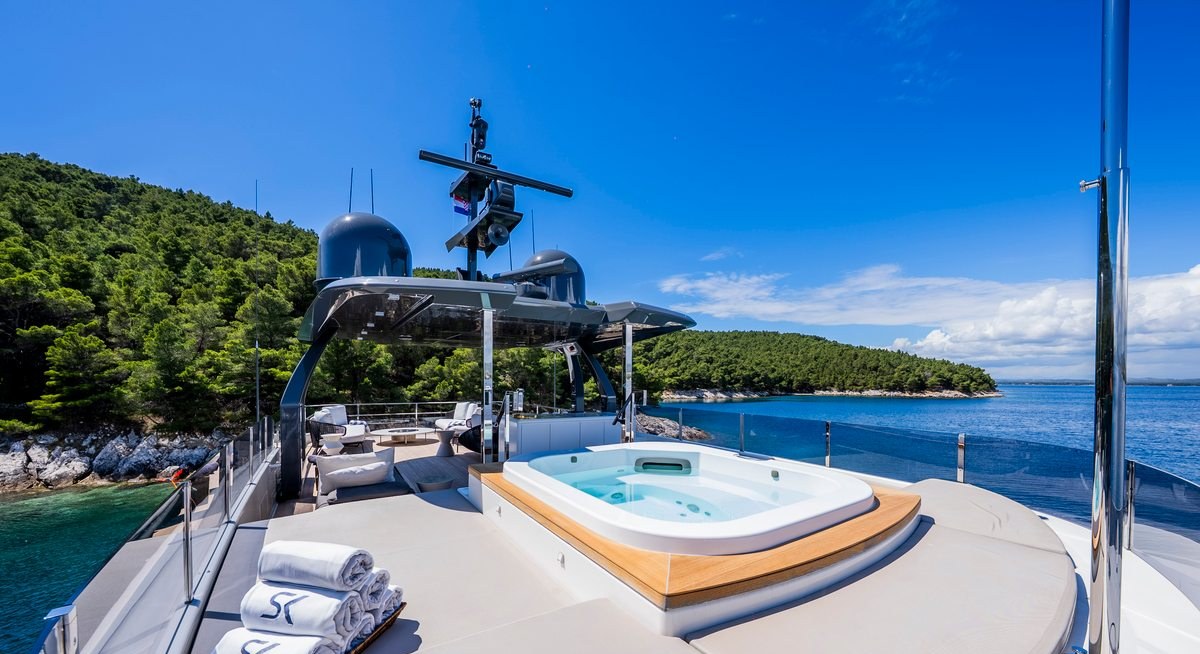 SK yacht charter 2