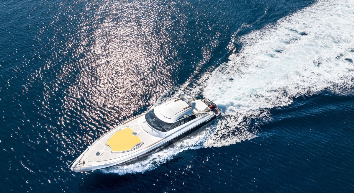 SLIP AWAY yacht charter 2
