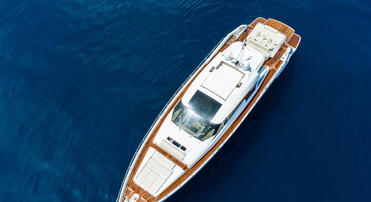 SOARIS yacht charter 2