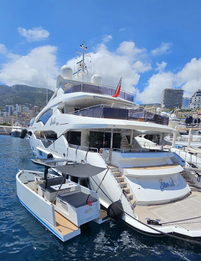 SONISHI yacht charter 5