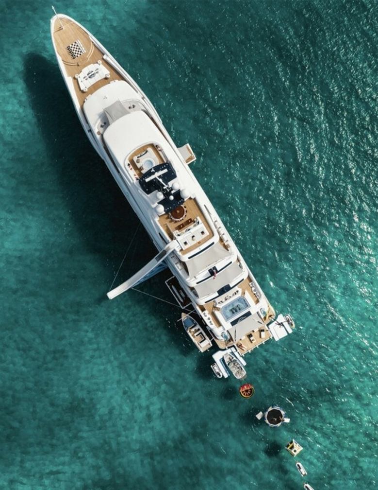 تأجير يخت STARBURST IV YACHT CHARTER