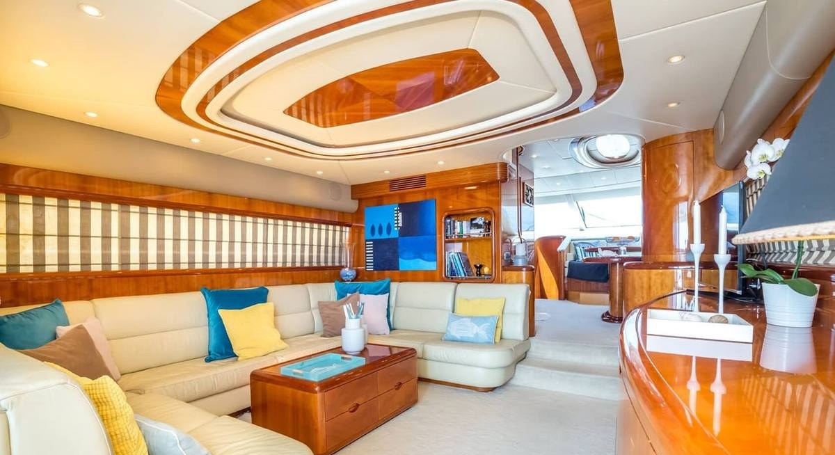 STRADIVARIA yacht charter 4