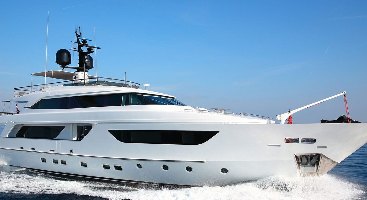 SUD yacht charter 1