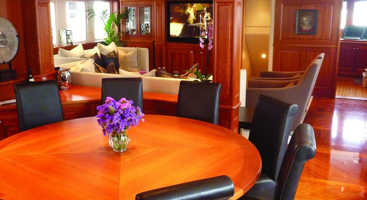 SUNNY HILL yacht charter 4