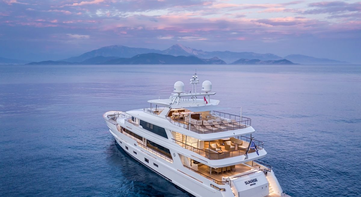 SUNRISE yacht charter 5