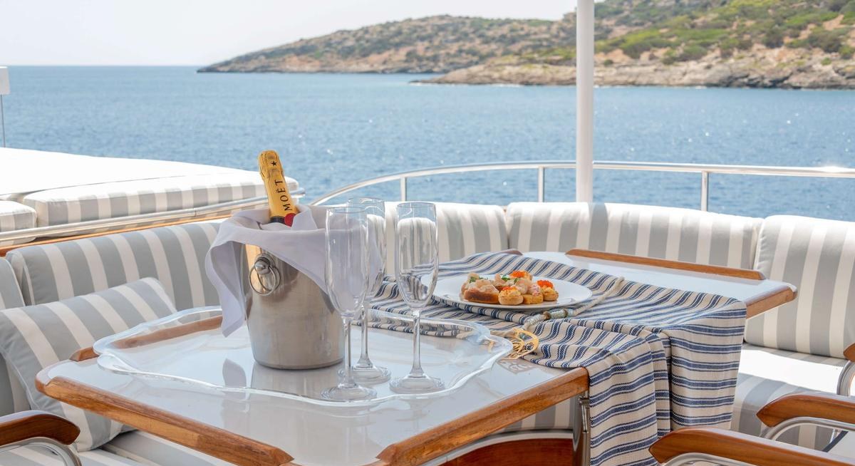 TAKA yacht charter 4