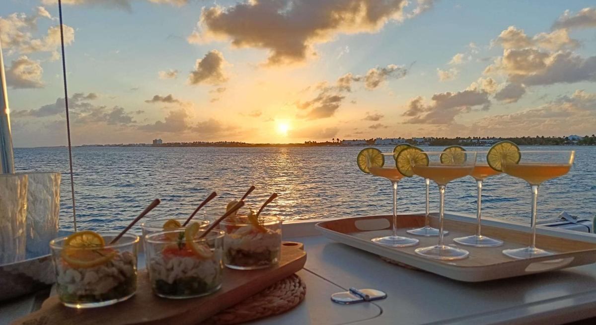 THE BLUE DREAM yacht charter 3