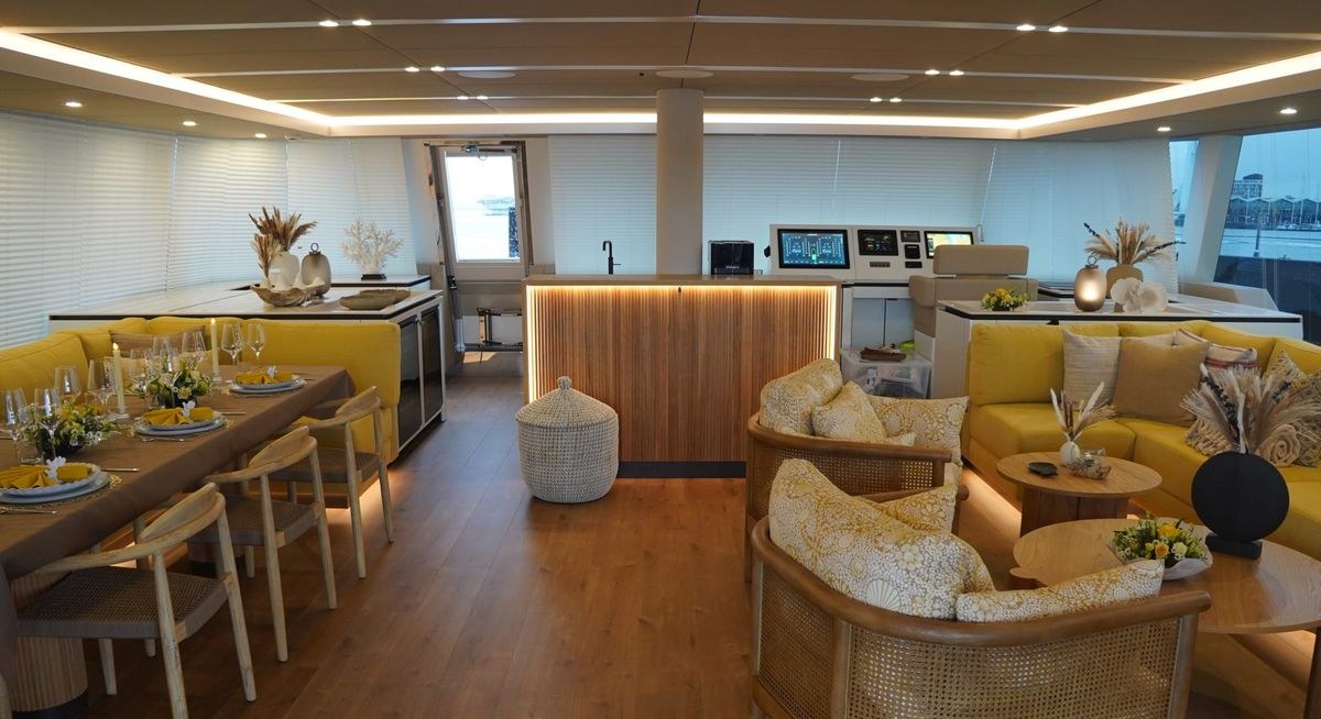 THE IDLER yacht charter 4