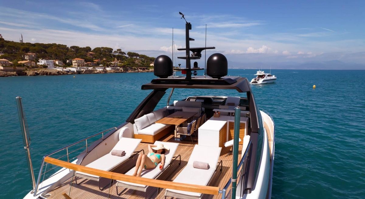 TRIPLE L yacht charter 2