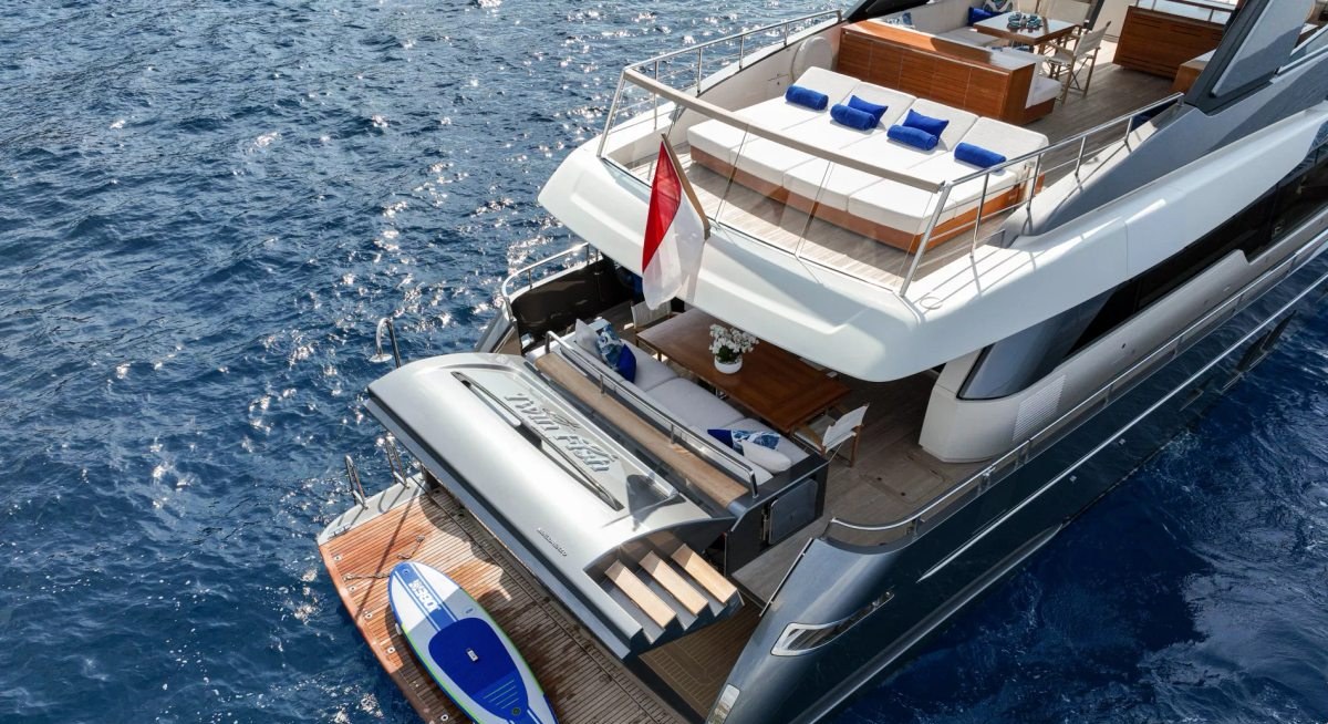 TWIN FISH yacht charter 5