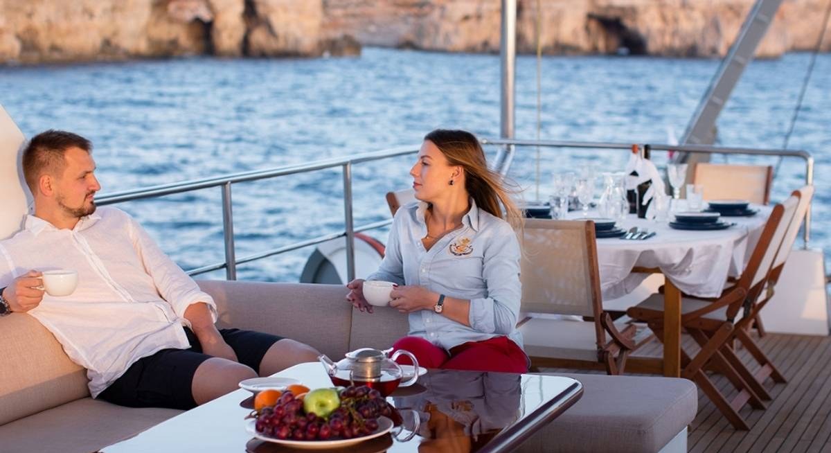U-BOAT NAVIGATOR yacht charter 3