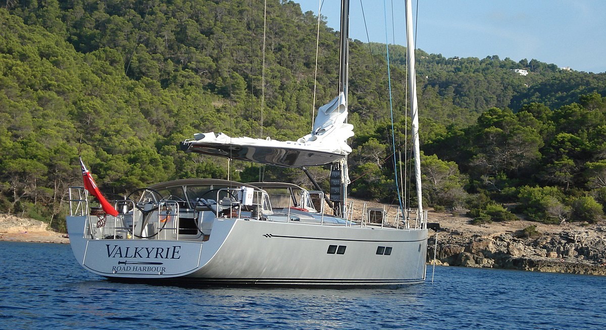 VALKYRIE yacht charter 5