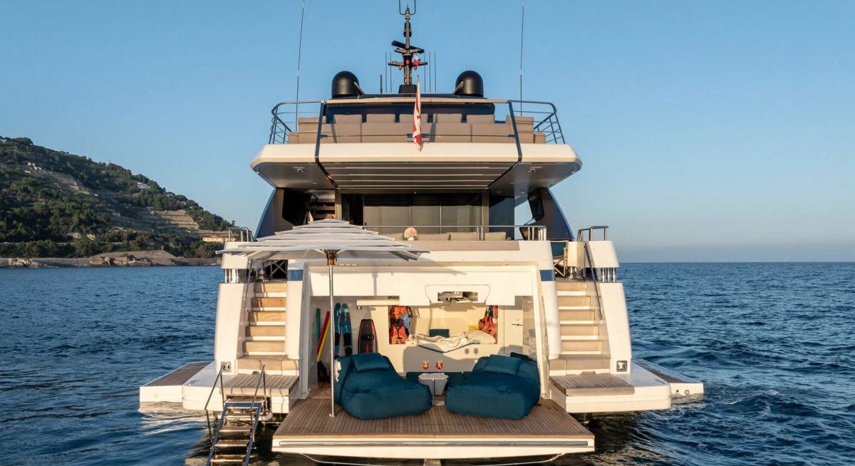 VAUBAN yacht charter 5
