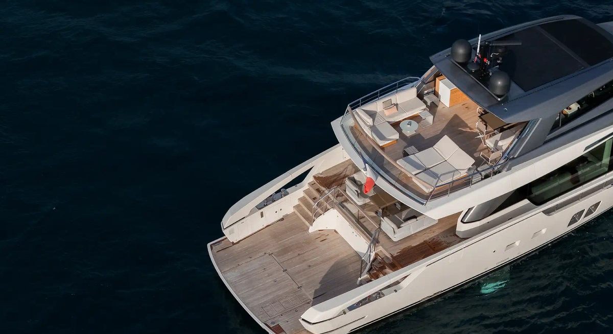 VINCI II yacht charter 5