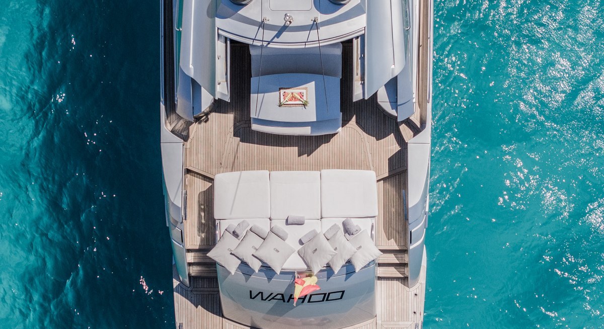 WAHOO yacht charter 4