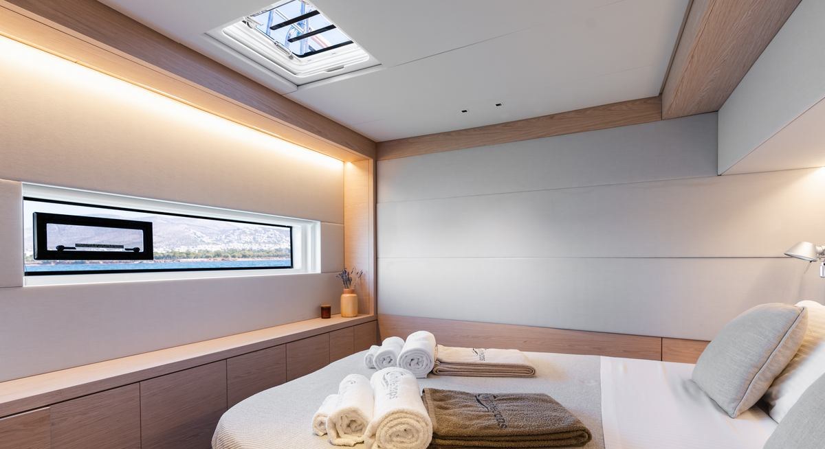 WHITE CAPS yacht charter 5