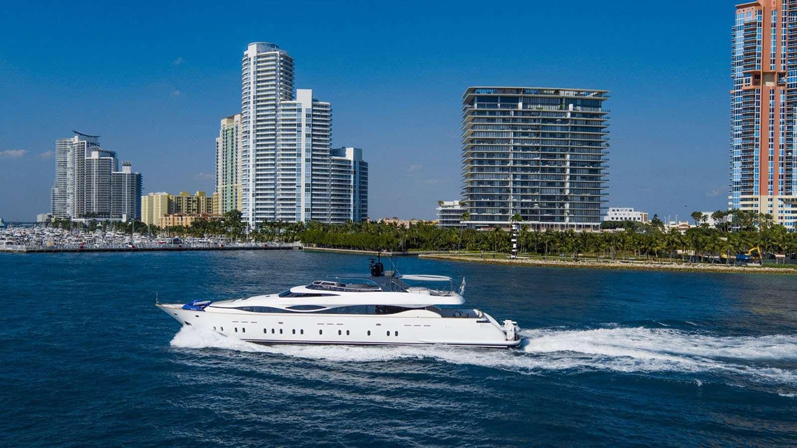 Yacht charter WHITE KNIGHT YACHT CHARTER