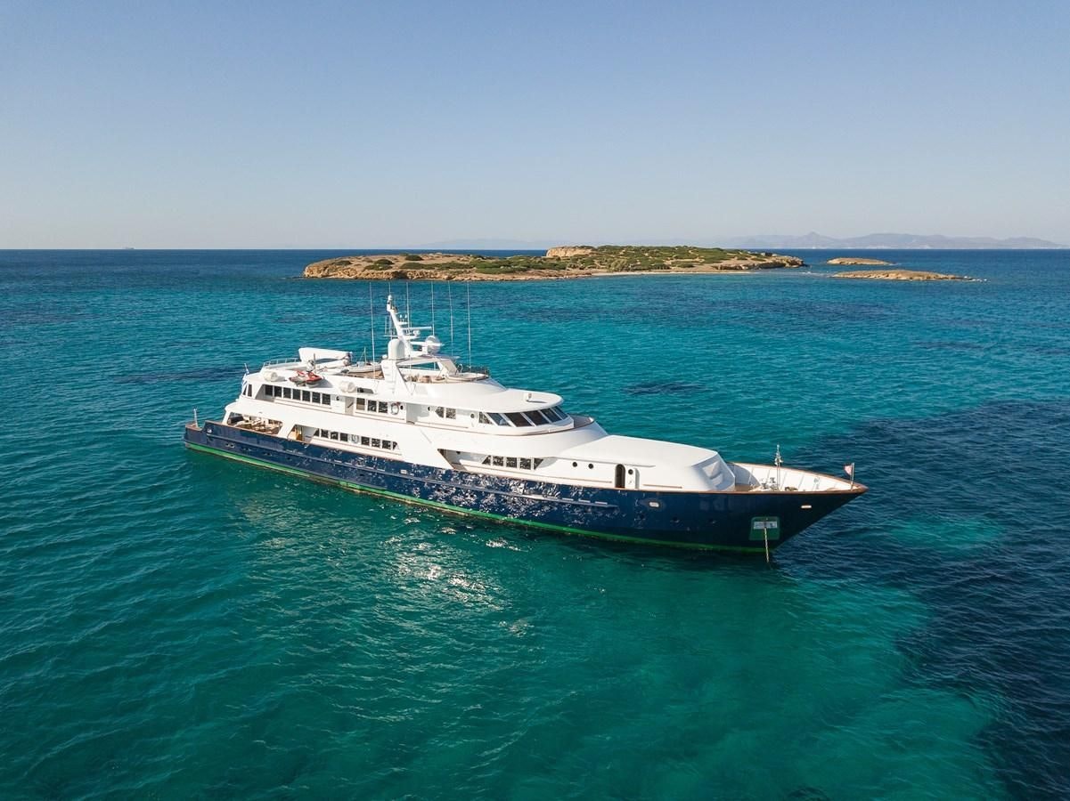 WIND OF FORTUNE yacht charter 1