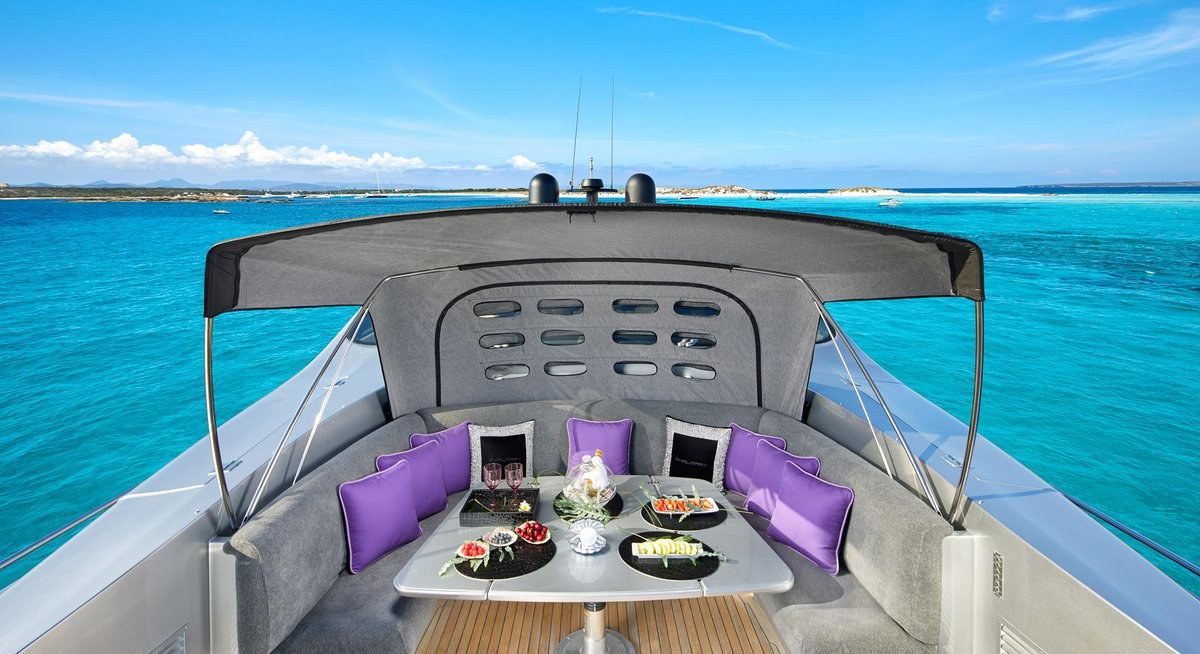 XAMAN yacht charter 3